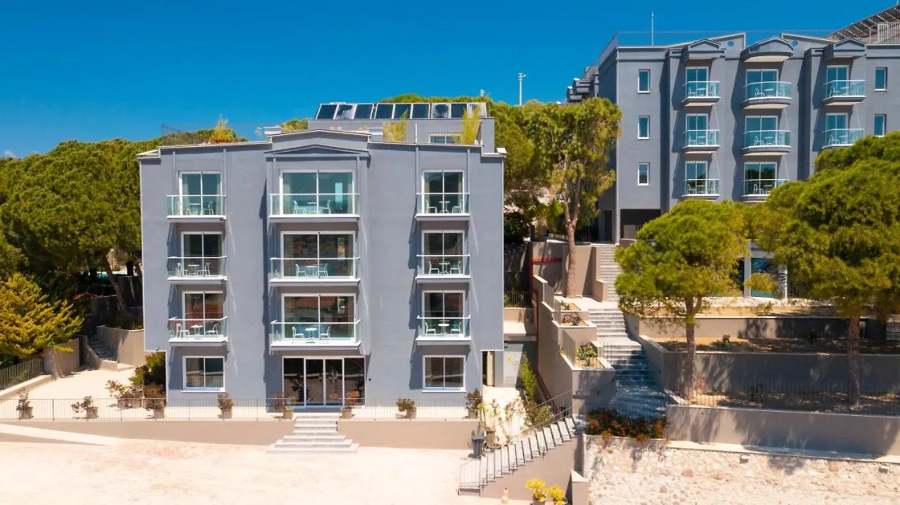 Aegean Apartments - Cesme